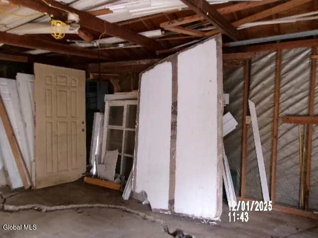 $68,250 | 2111 Highway 165, Cobleskill, NY 12043