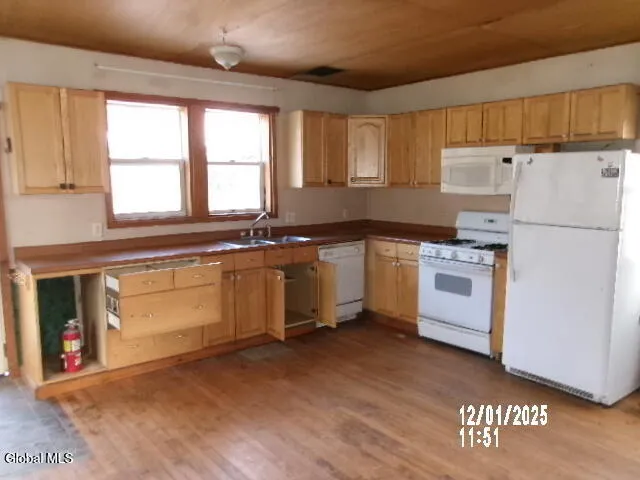 $68,250 | 2111 Highway 165, Cobleskill, NY 12043