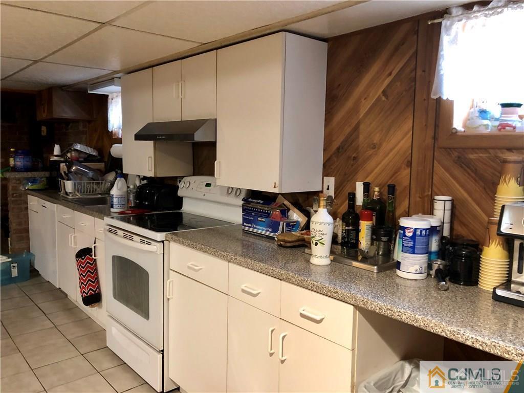 21 Kimberly Road Colonia, NJ 07067 - Photo 8 of 11 Gallery Image 8
