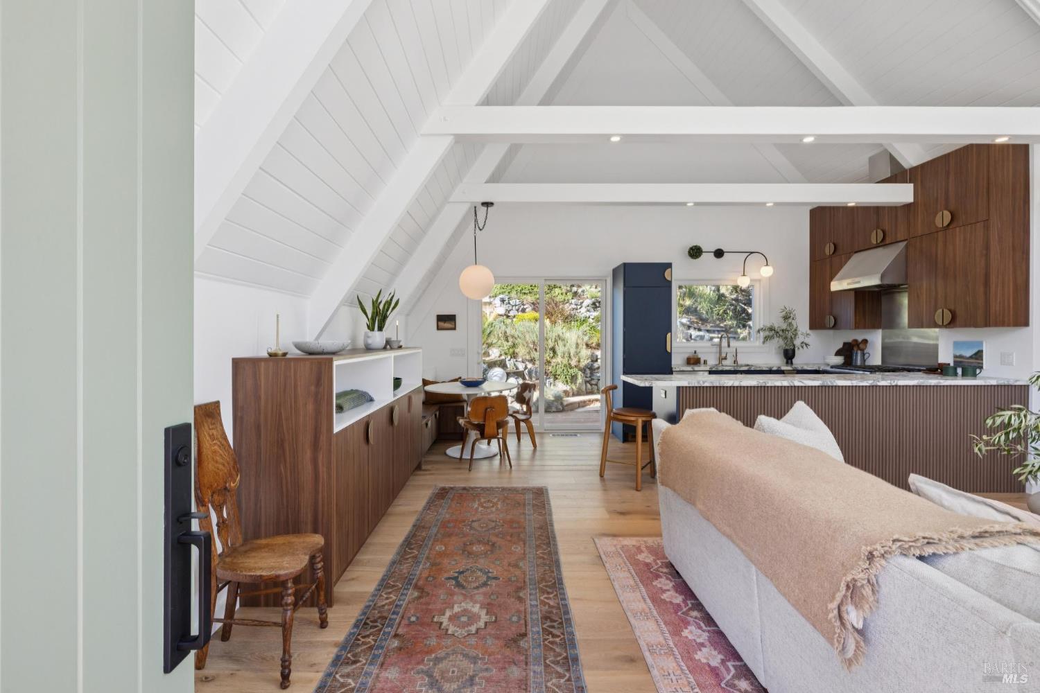 91 Holstein Road San Anselmo, CA 94960 - Photo 3 of 65