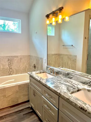 $2,775 | 108 Keamuku Court, Bastrop, TX 78602