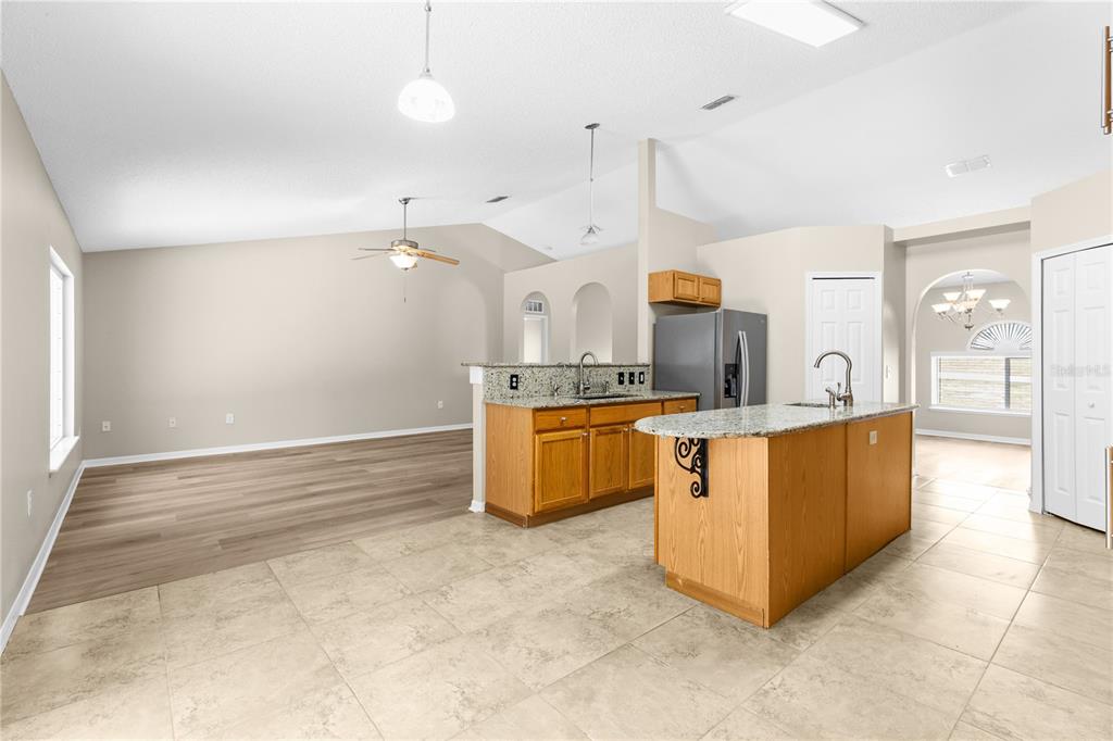 352 Clearfield Avenue Spring Hill, FL 34606 - Photo 9 of 47