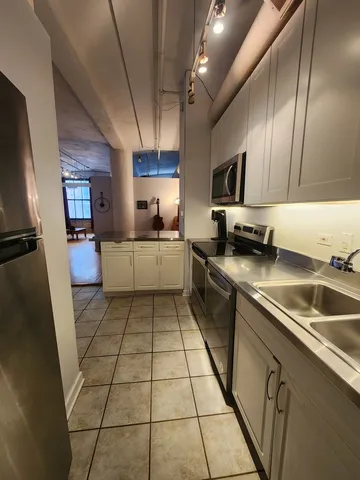 $265,000 | 801 South Wells Street, Unit 608, Chicago, IL 60607