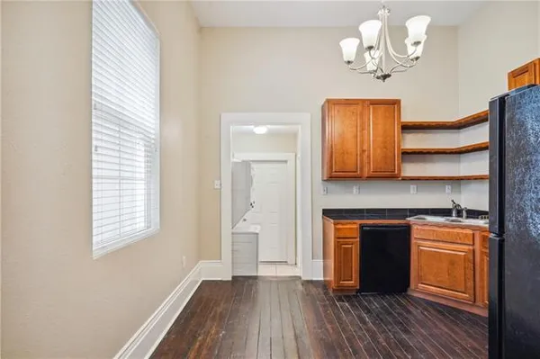 $1,495 | 4127 Annunciation Street, New Orleans, LA 70115
