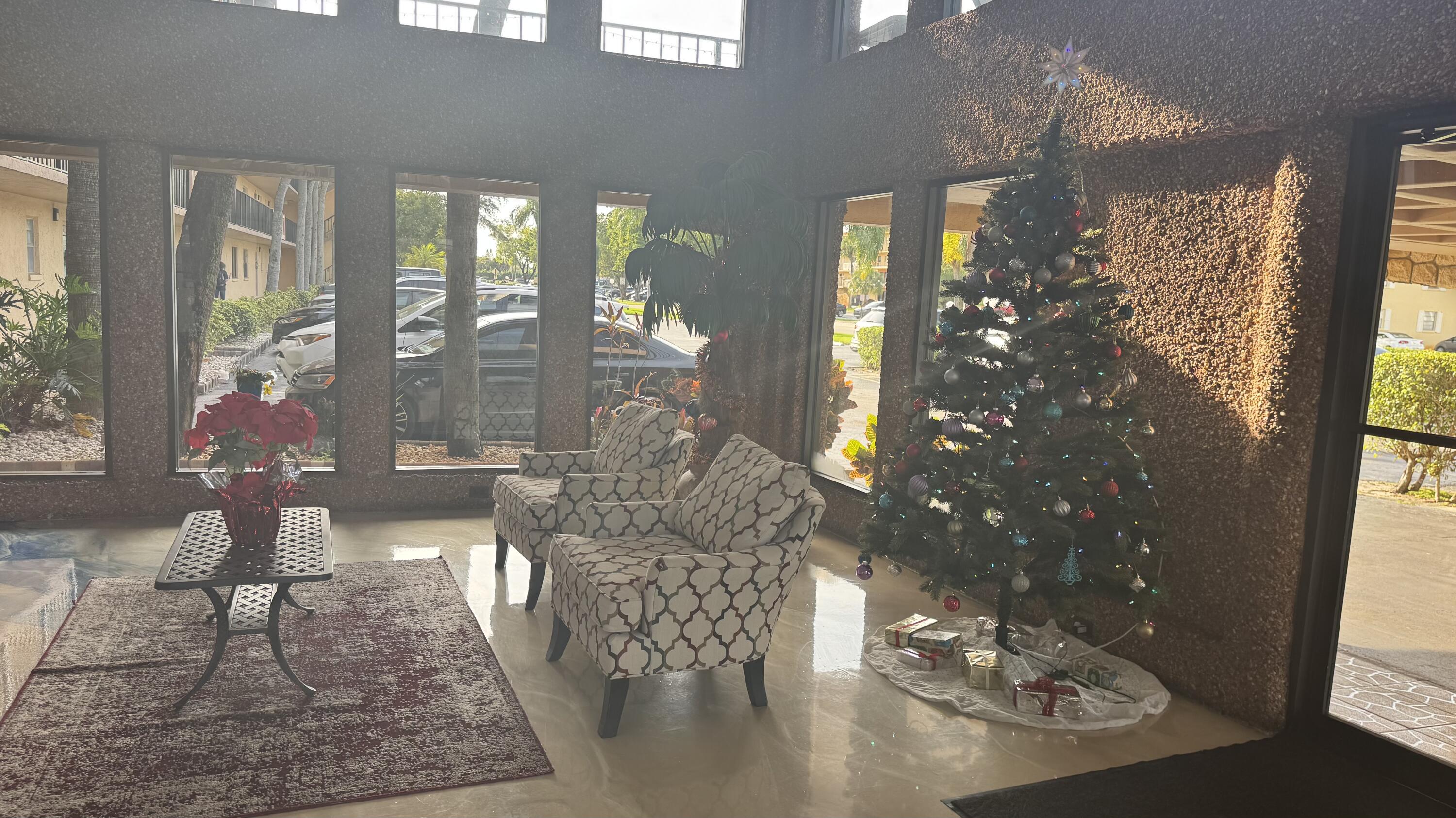 9370 Southwest 8th Street, Unit 319 Boca Raton, FL 33428 - Photo 5 of 27 IMG_0266