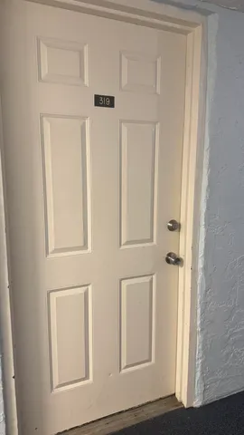 $1,650 | 9370 Southwest 8th Street, Unit 319, Boca Raton, FL 33428