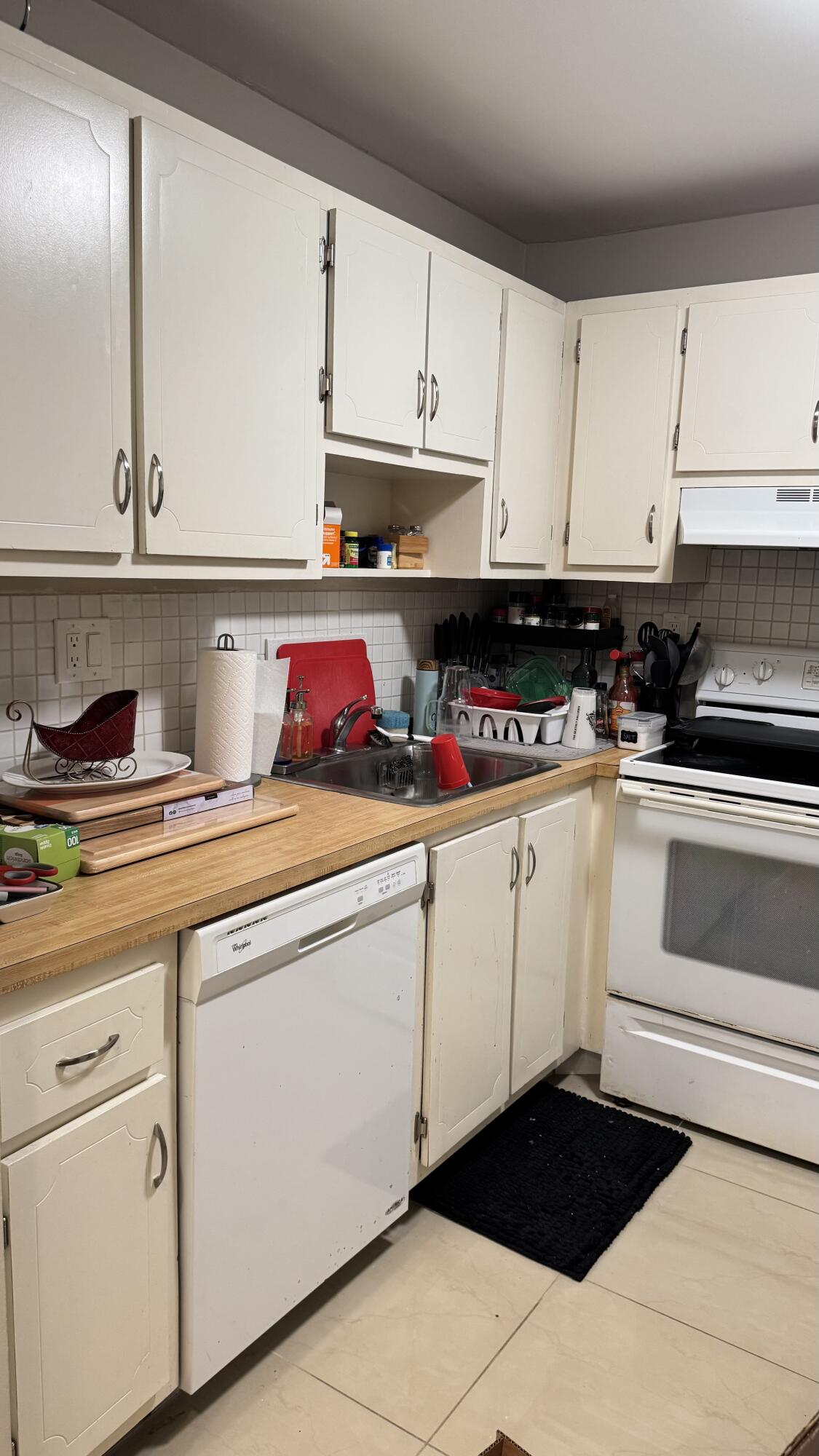 9370 Southwest 8th Street, Unit 319 Boca Raton, FL 33428 - Photo 10 of 27 IMG_0355