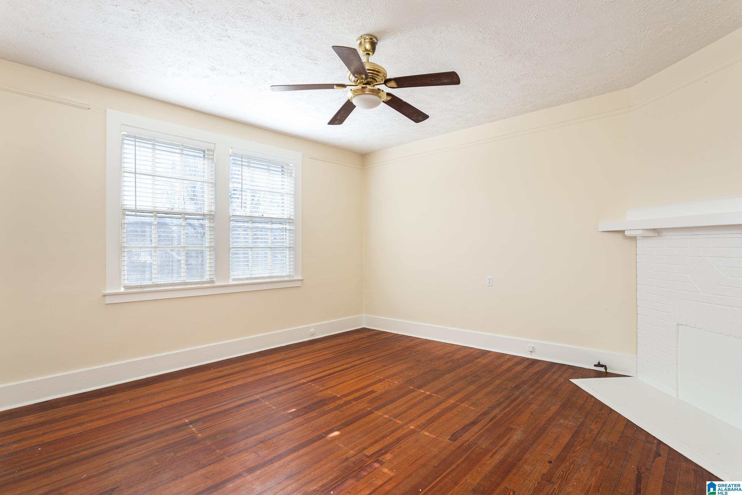 308 Alvin Street Talladega, AL 35160 - Photo 5 of 33