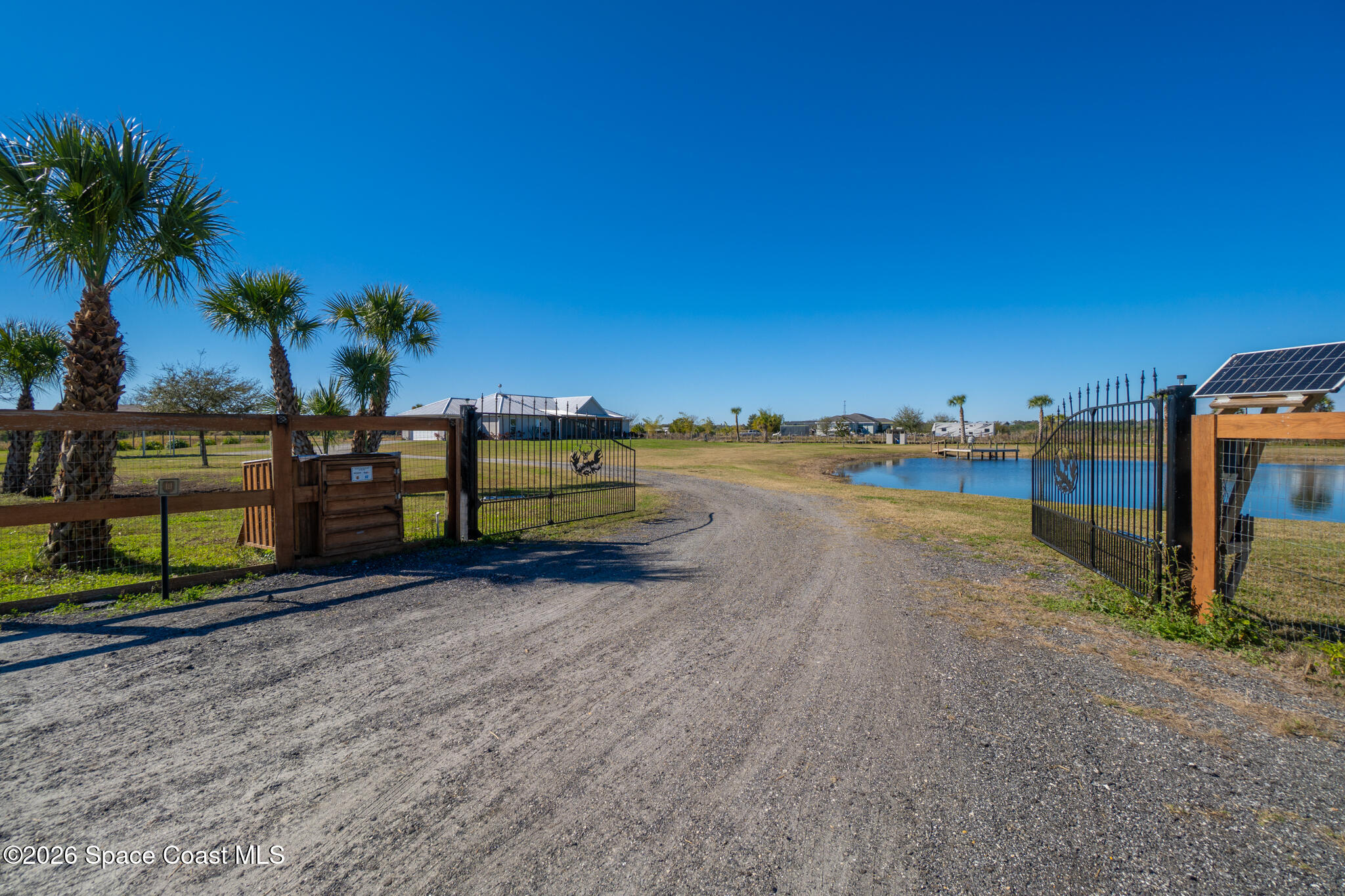 3440 Hammock Road Mims, FL 32754 - Photo 23 of 56 Front Driveway