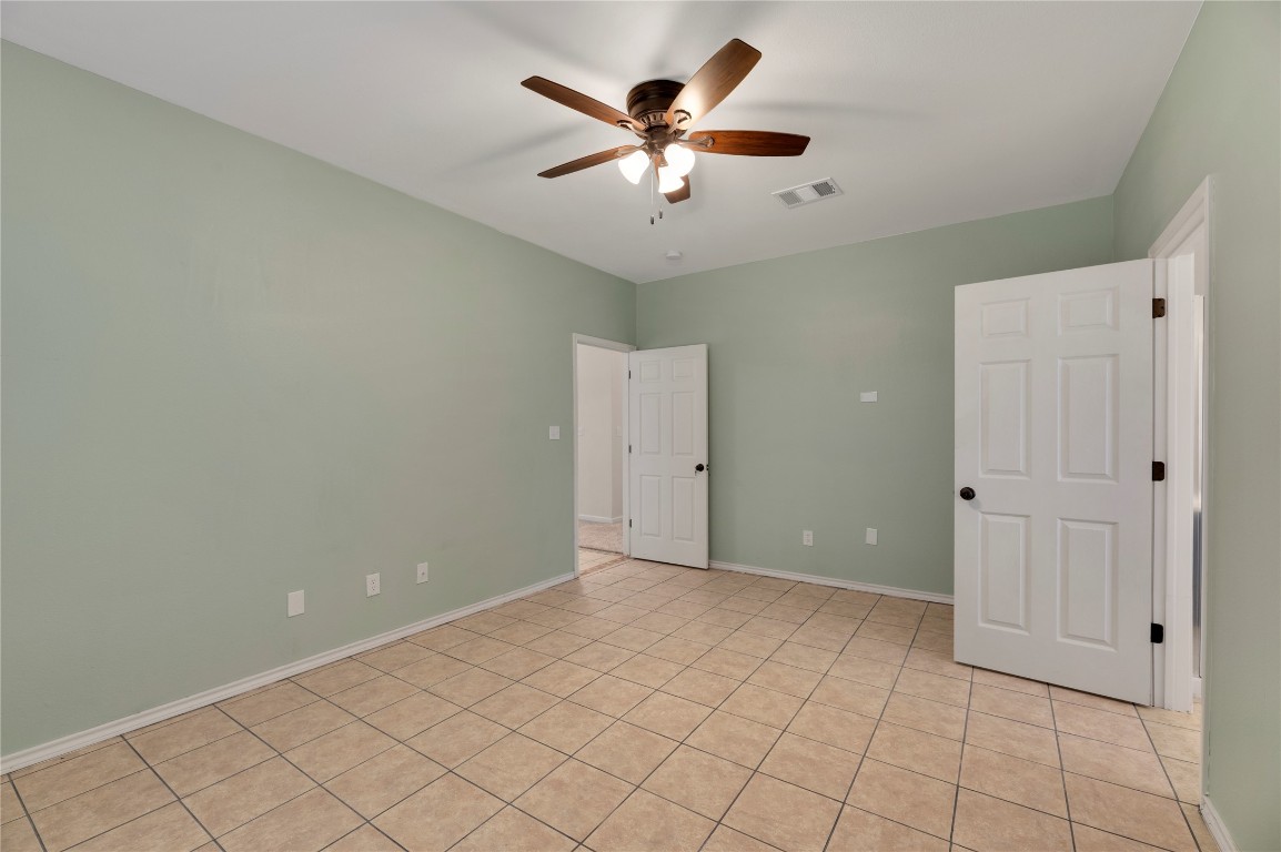 136 Shenandoah Trail Elgin, TX 78621 - Photo 20 of 27 a view of an empty room
