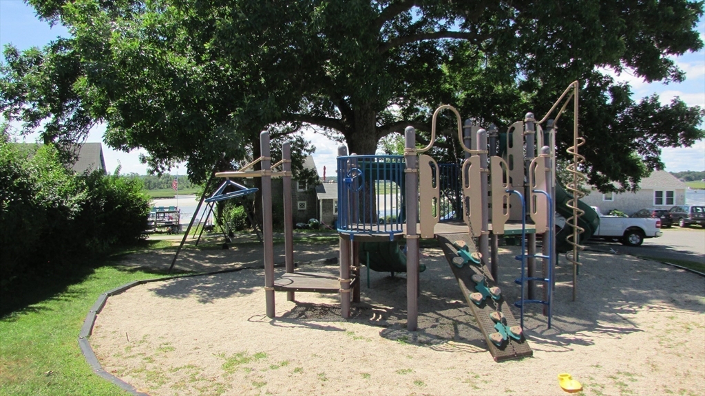 12 Cove Road Ipswich, MA 01938 - Photo 31 of 33