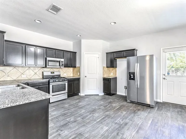 $2,250 | 3108 Tilmon Ln., Austin, TX 78725