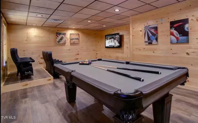 $975,000 | 817 String Run Way, Crab Orchard, TN 37723