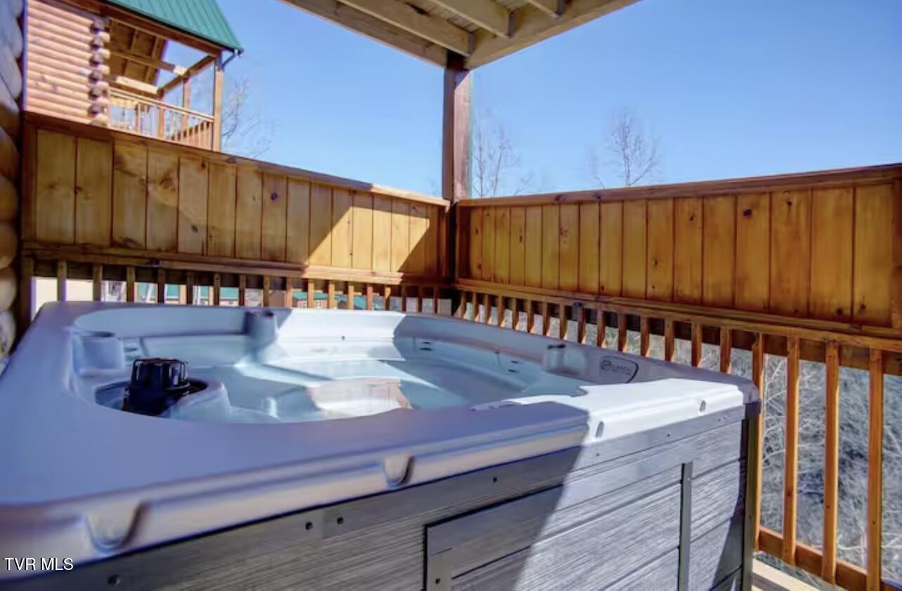 817 String Run Way Crab Orchard, TN 37723 - Photo 16 of 49 IMG_7874