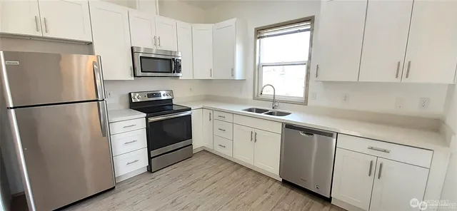 $3,300 | 5501 Wilson Avenue South, Seattle, WA 98118