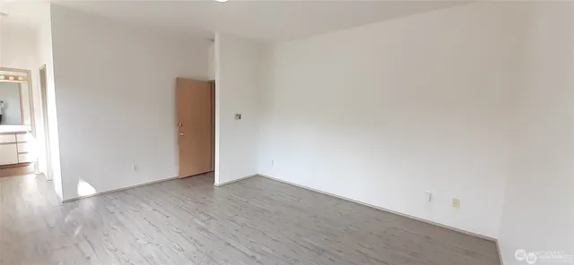 $3,300 | 5501 Wilson Avenue South, Seattle, WA 98118