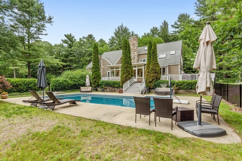 401 Harvard Road Bolton, MA 01740 - Photo 30 of 36