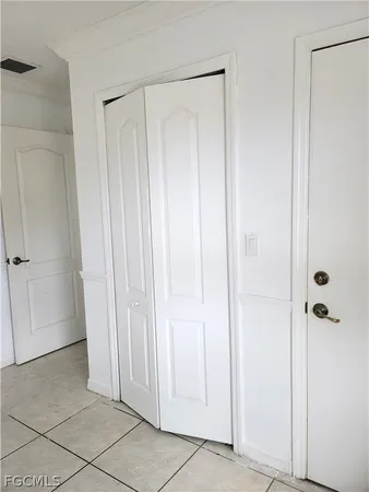 $1,250 | 1014 Country Club Boulevard, Unit 2, Cape Coral, FL 33990