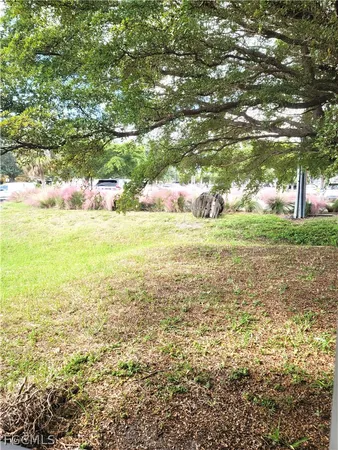 $1,250 | 1014 Country Club Boulevard, Unit 2, Cape Coral, FL 33990