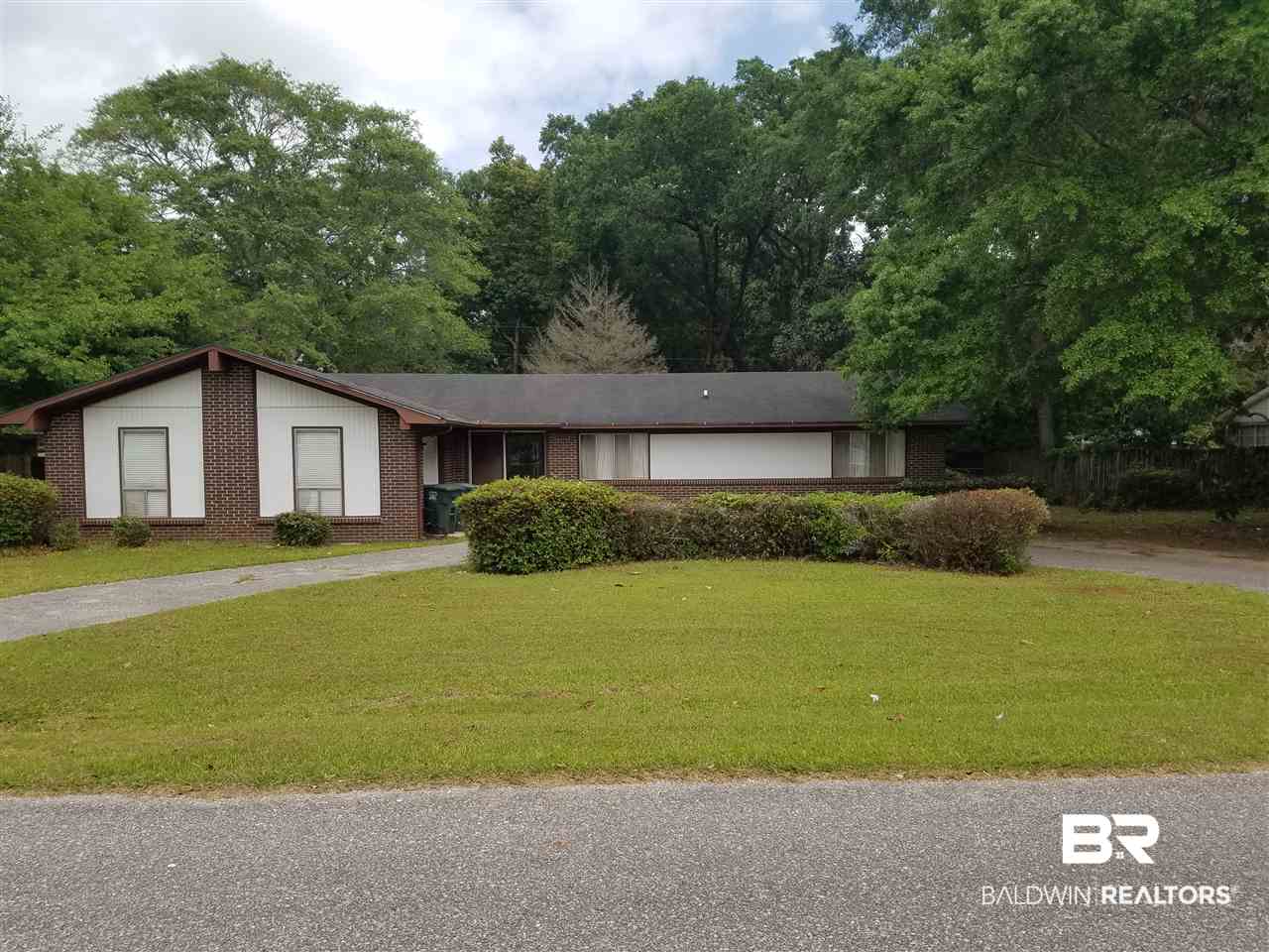 413 South Stuart Street Foley, AL 36535 - Photo 1 of 12