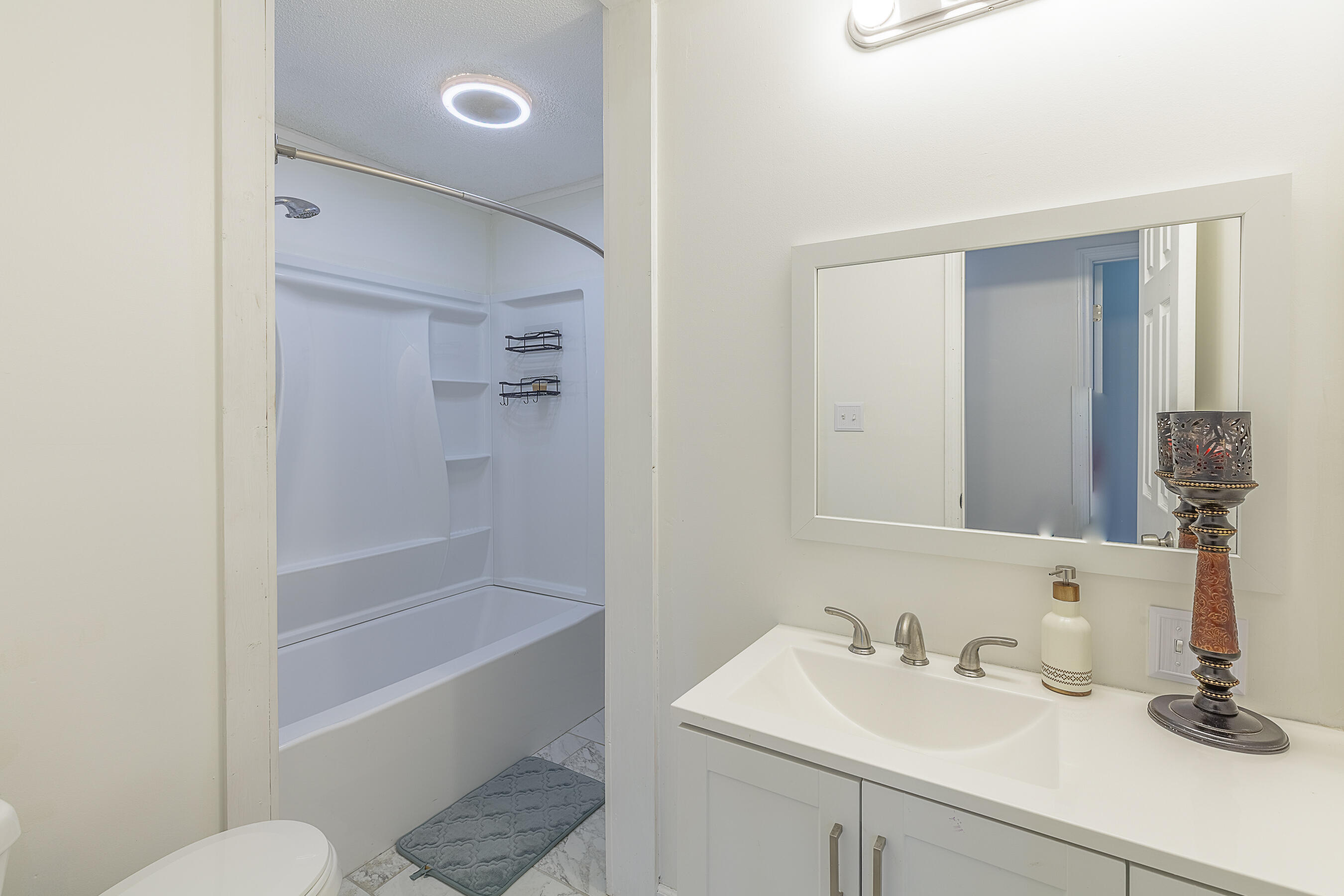 393 Wisteria Road LaFayette, GA 30728 - Photo 20 of 42 Full bath