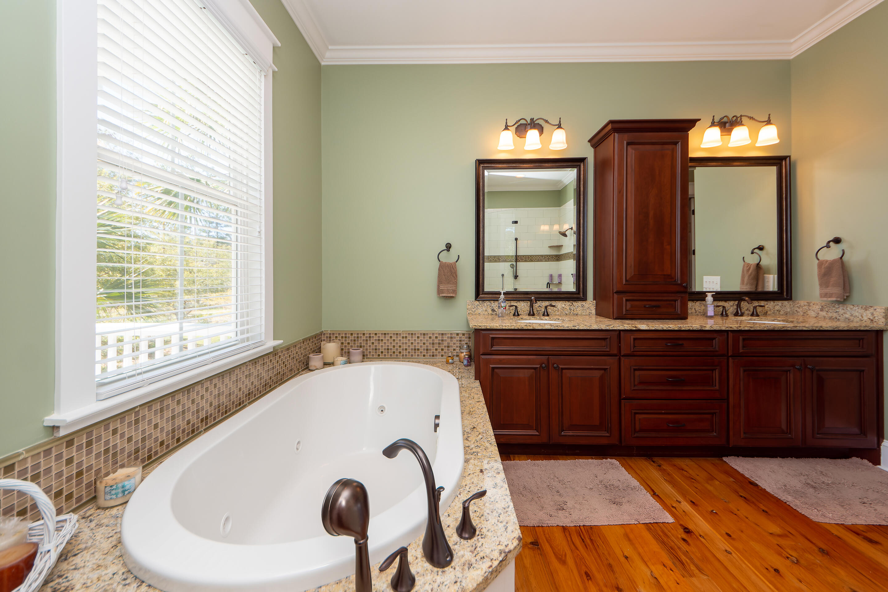 294 Commonwealth Road Mount Pleasant, SC 29466 - Photo 4 of 83 Masterbath