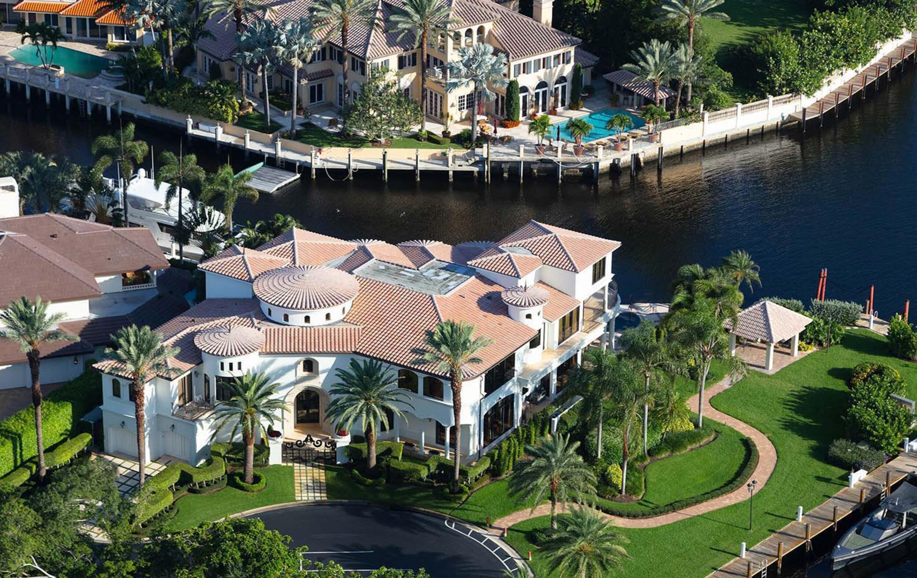 775 Northeast 40th Road Boca Raton, FL 33431 - Photo 1 of 1 775 Oriole Circle