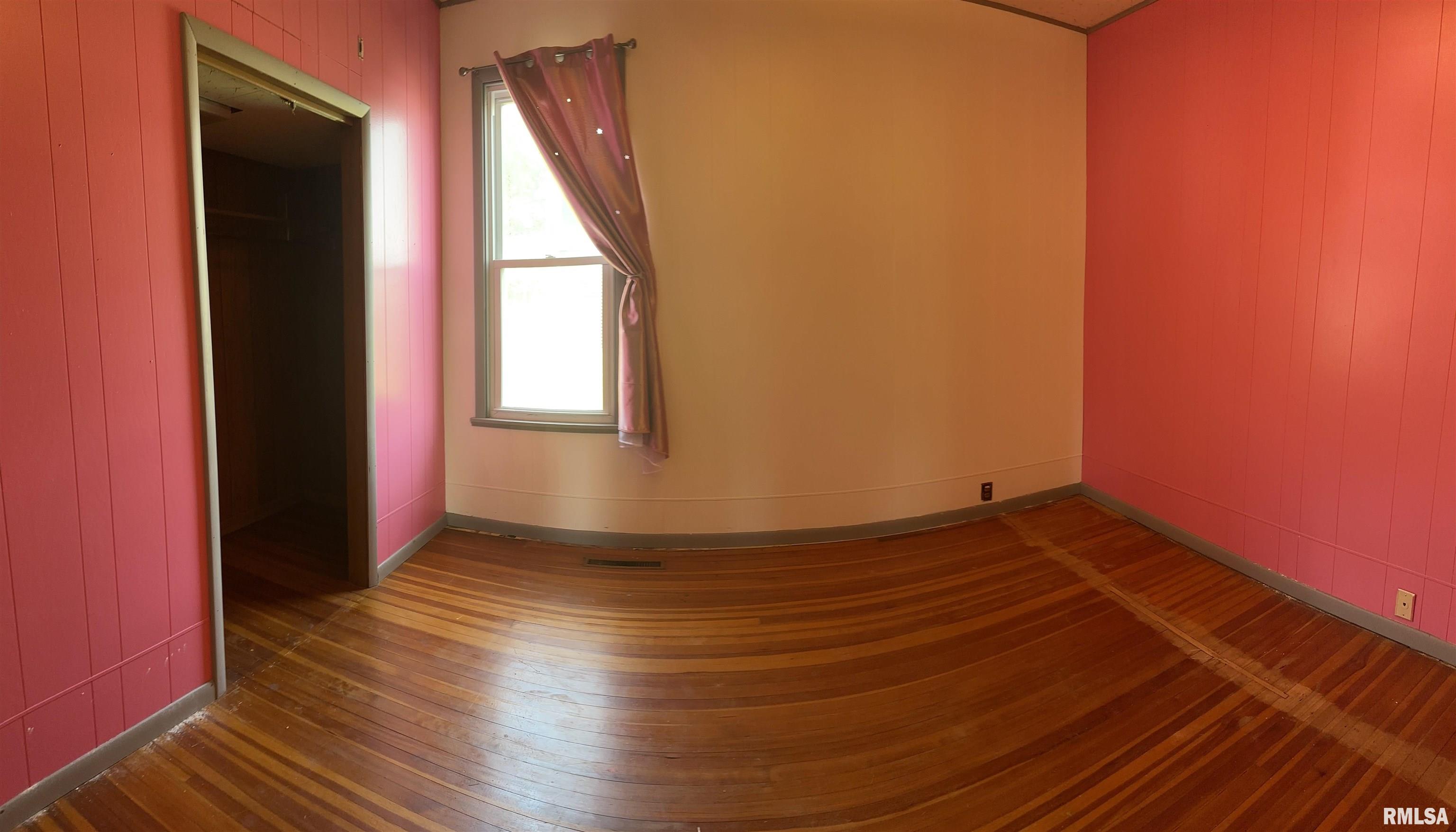 404 Congress Street Golden, IL 62339 - Photo 9 of 9 Gallery Image 9