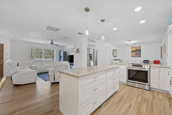 $4,950 | 5554 Hibiscus Road, Jupiter, FL 33458
