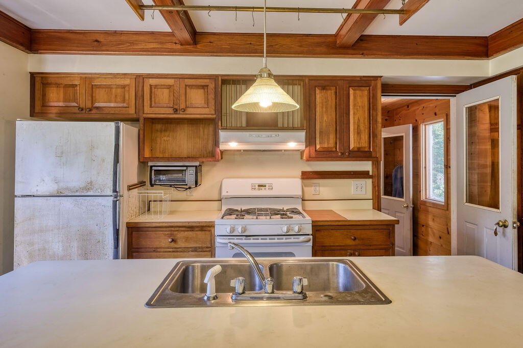 450 Southern Bay Road Penobscot, ME 04476 - Photo 8 of 39 450SouthernBayRd-8
