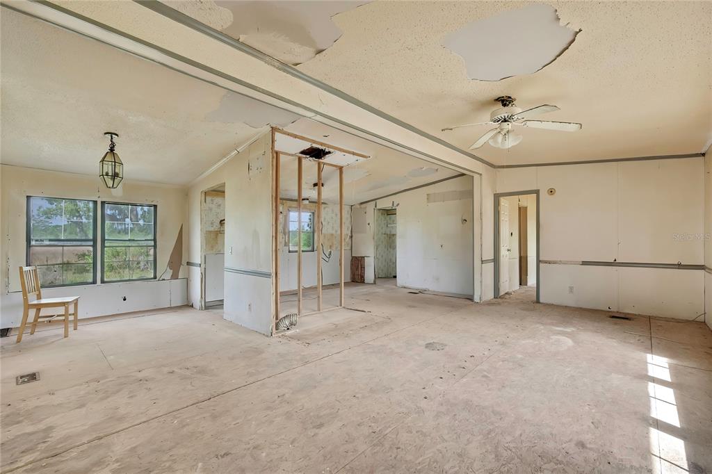 4512 North Timberwood Point Crystal River, FL 34428 - Photo 4 of 6 a view of an empty room with a window
