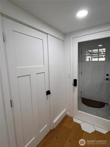 $1,950 | 4035 37th Avenue South, Seattle, WA 98118