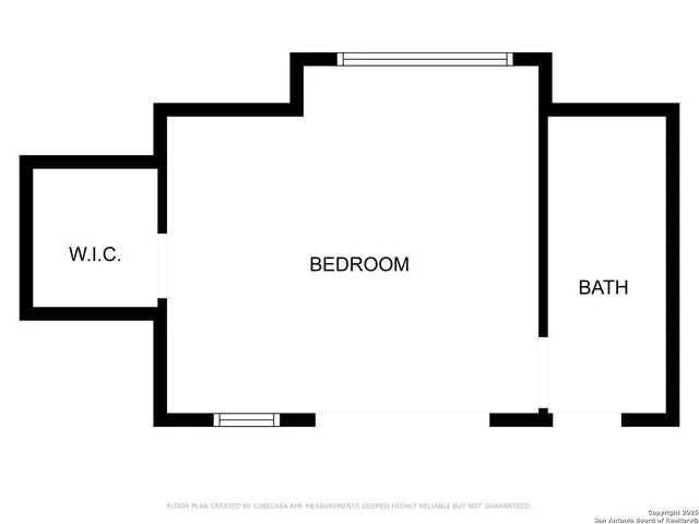 $915,000 | 443 Rosewood Drive, La Vernia, TX 78121
