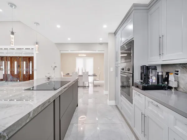 $1,750,000 | 621 East Tropical Way, Plantation, FL 33317
