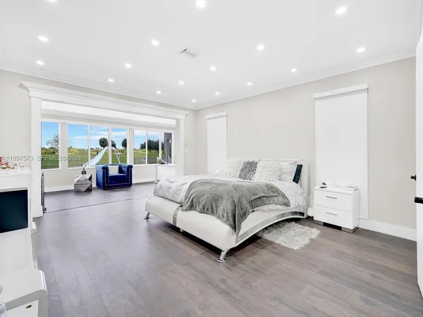 $1,750,000 | 621 East Tropical Way, Plantation, FL 33317