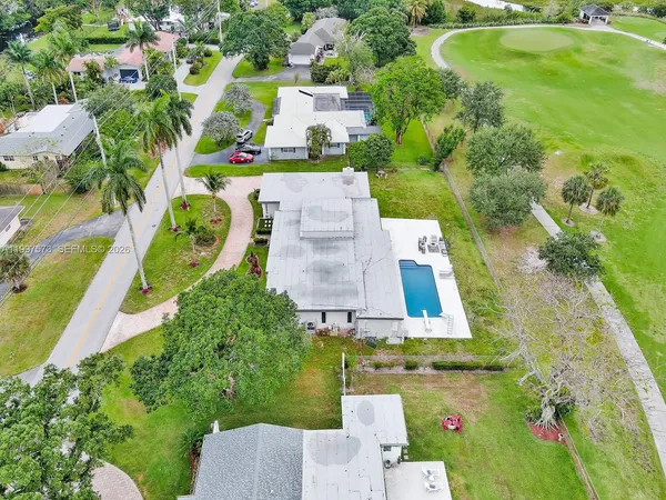$1,750,000 | 621 East Tropical Way, Plantation, FL 33317