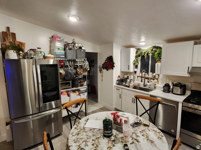 61 Sunset Drive Layton, UT 84041 - Photo 4 of 15