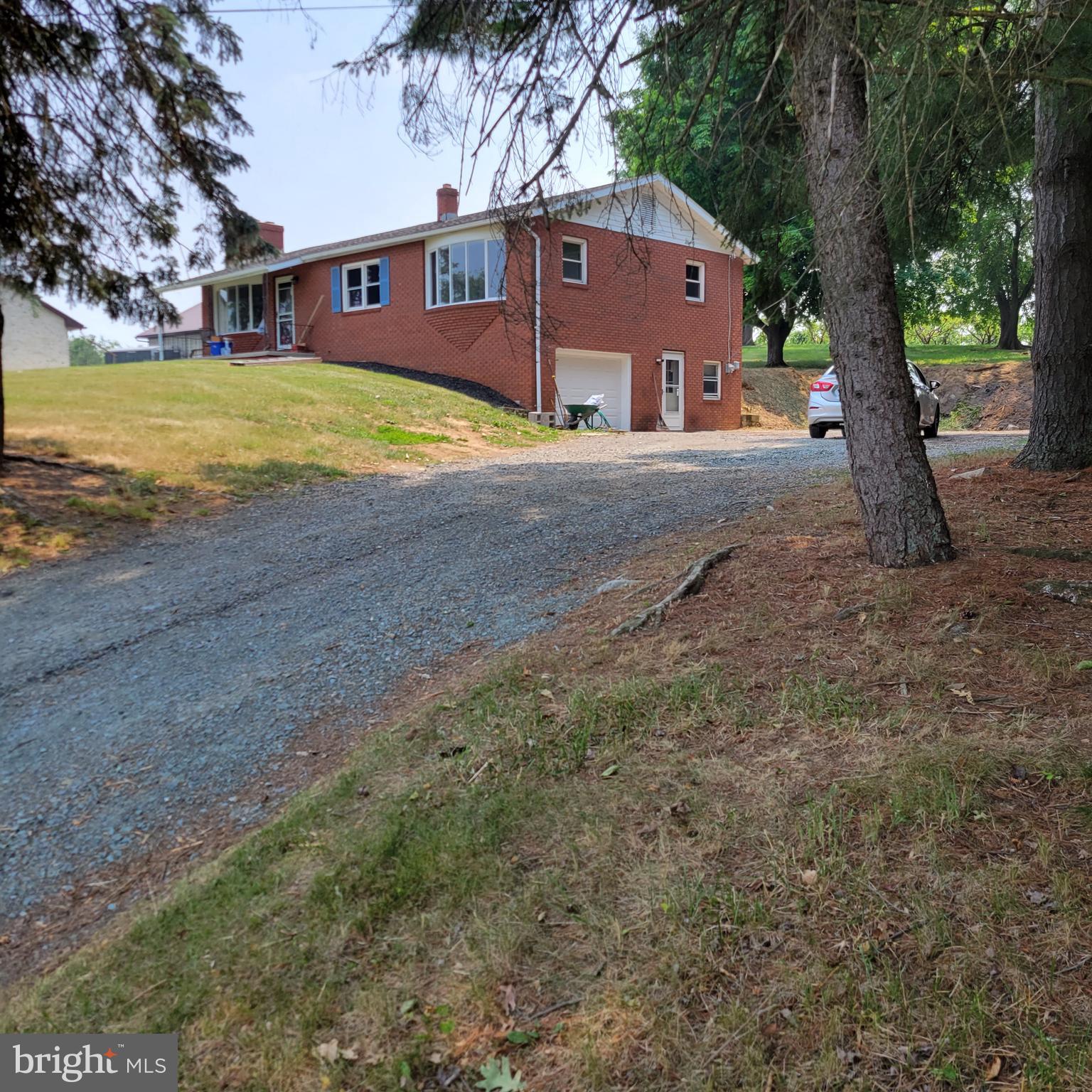 5410 Altenwald Road Waynesboro, PA 17268 - Photo 4 of 28