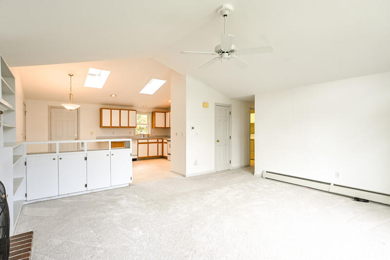 10 Jeffrey Avenue Saco, ME 04072 - Photo 4 of 44 10JeffreyAve-31