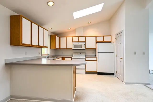 $515,000 | 10 Jeffrey Avenue, Saco, ME 04072