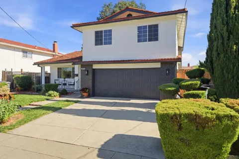 $1,398,000 | 7081 Ann Arbor Way, Dublin, CA 94568