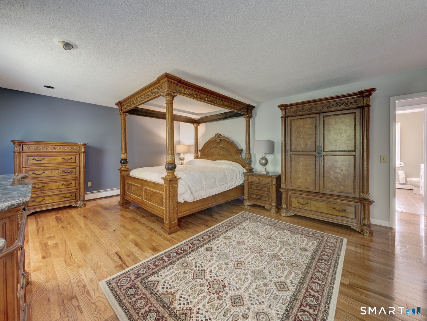 100 Mt Tobe Road Plymouth, CT 06782 - Photo 18 of 35 Spacious Guest bedroom, with wood floors