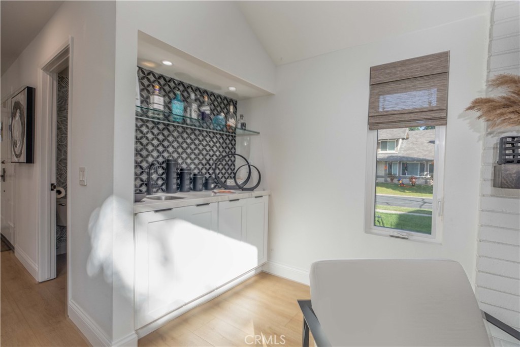 1117 Dennis Drive Costa Mesa, CA 92626 - Photo 11 of 44