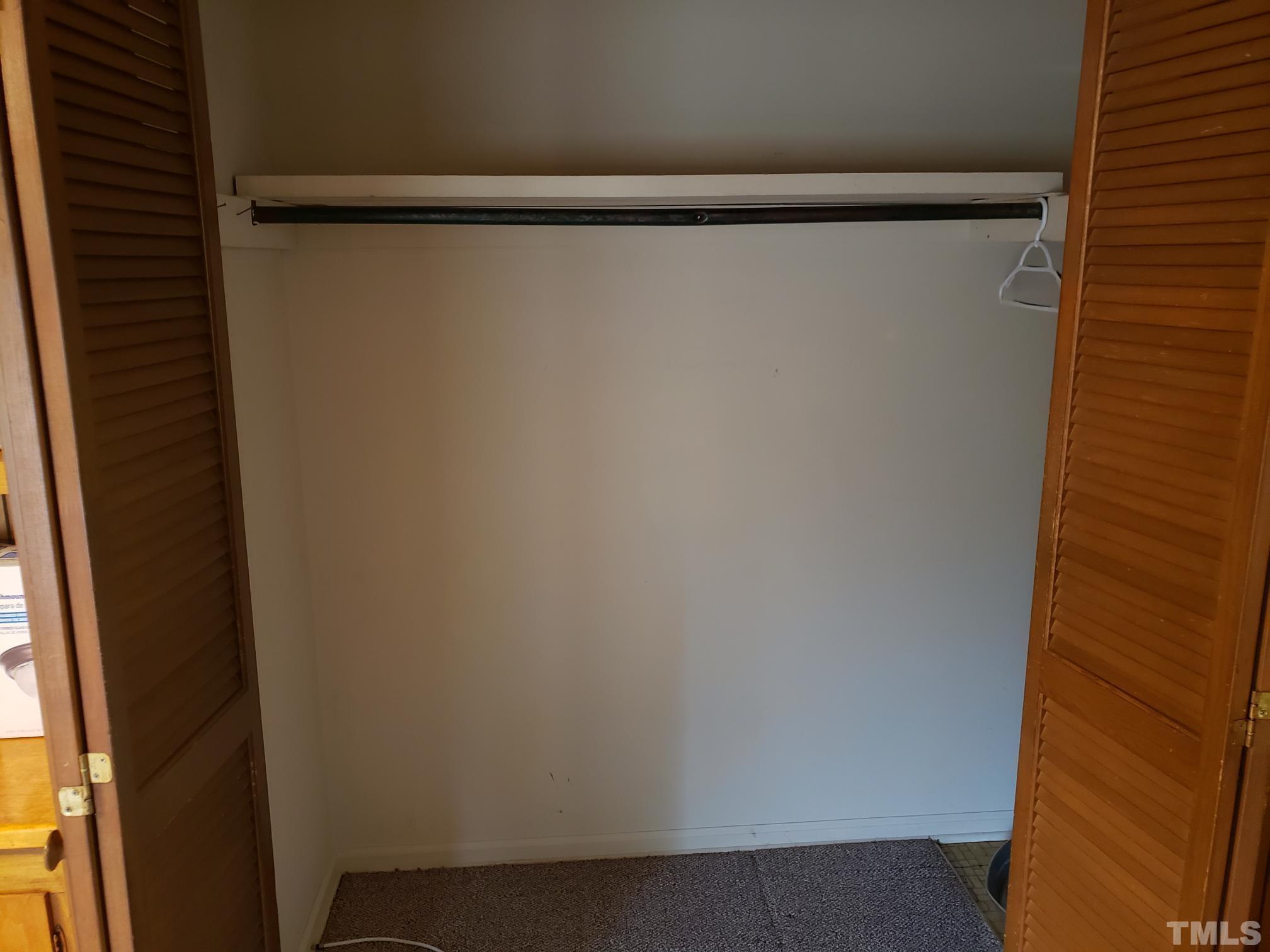 212 Longview Drive Smithfield, NC 27577 - Photo 7 of 21 a close up view of window