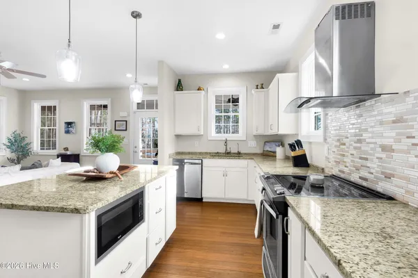 $475,000 | 61 Spinnaker Point Road North, Oriental, NC 28571