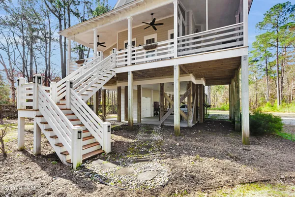 $475,000 | 61 Spinnaker Point Road North, Oriental, NC 28571