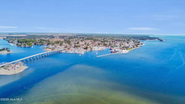 $475,000 | 61 Spinnaker Point Road North, Oriental, NC 28571