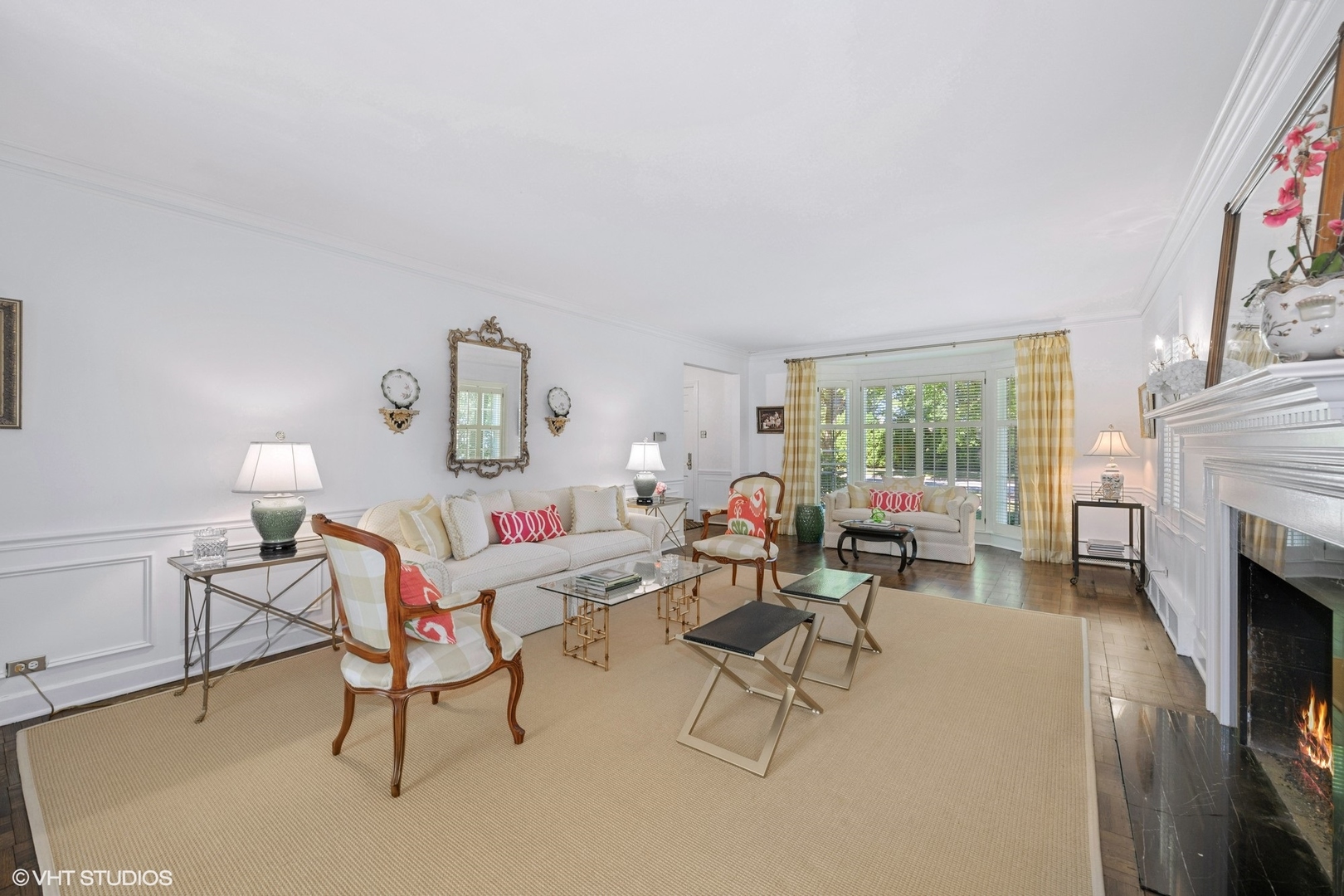 200 Sheridan Road Winnetka, IL 60093 - Photo 9 of 28 a living room with furniture and a fireplace