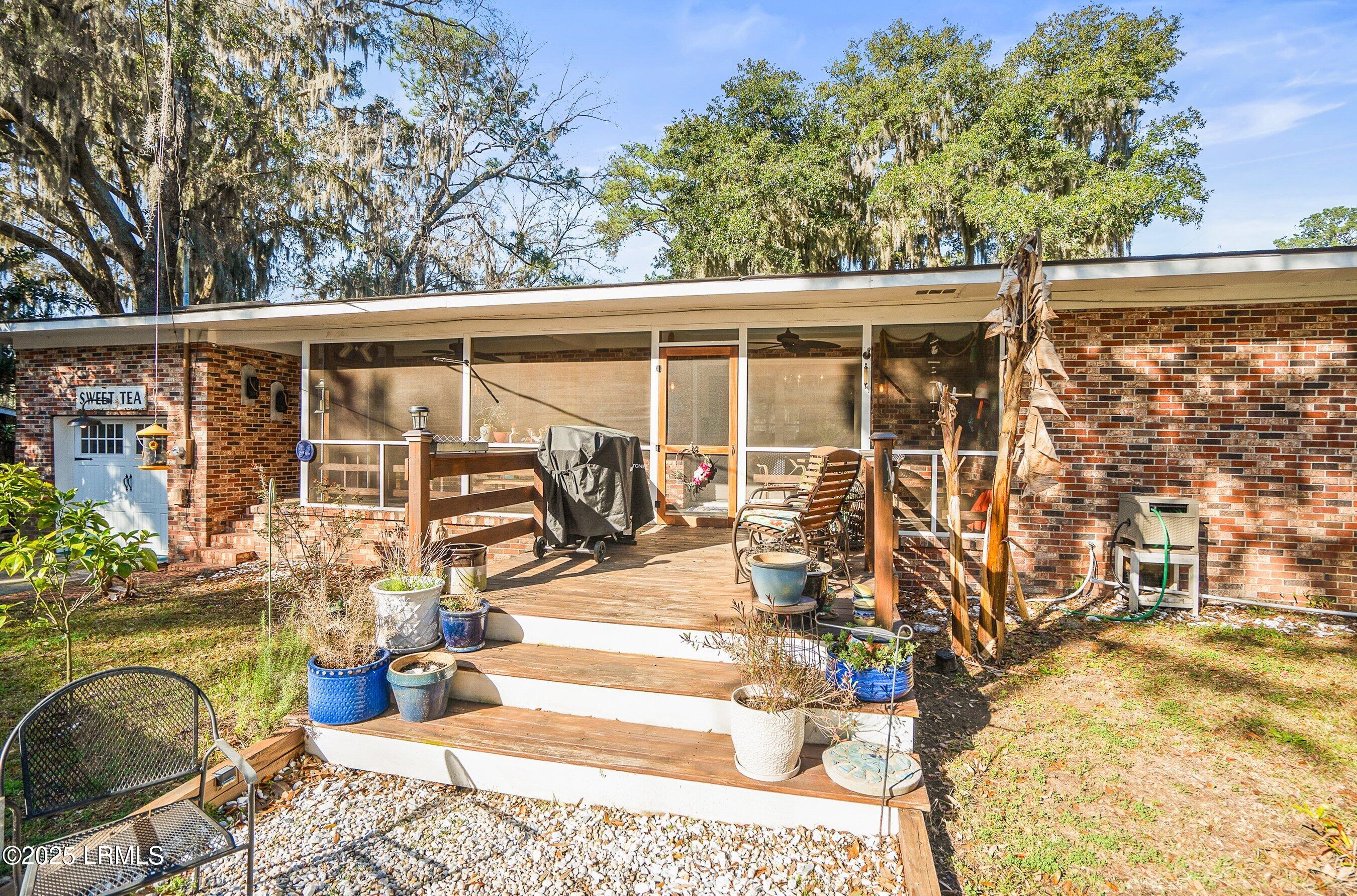 701 Battery Creek Road Beaufort, SC 29902 - Photo 29 of 36 DSC05816-183-1.jpg-SMALL