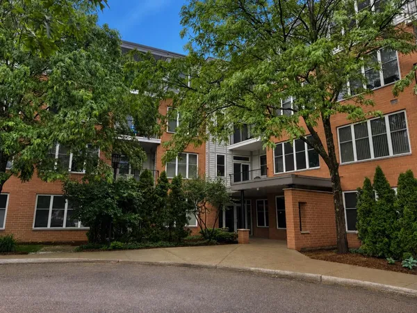 $339,000 | 370 Farrell Street, Unit 118, South Burlington, VT 05403